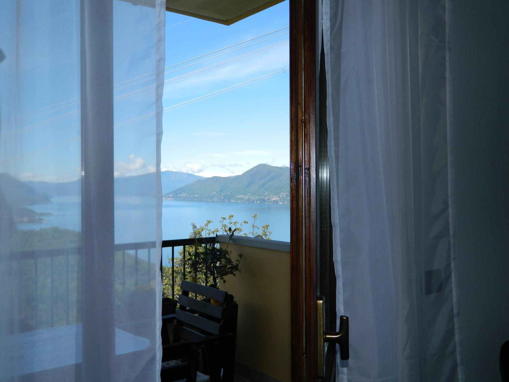 Dumenza Lago Maggiore Holiday House, Lake View, Vignone מראה חיצוני תמונה