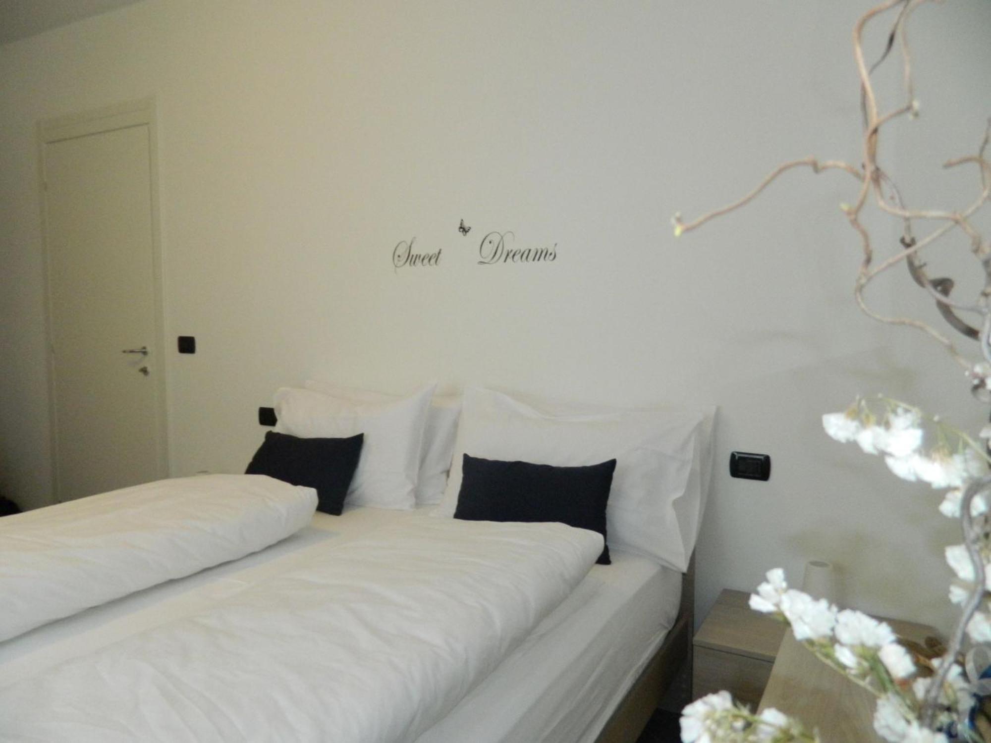 Dumenza Lago Maggiore Holiday House, Lake View, Vignone מראה חיצוני תמונה